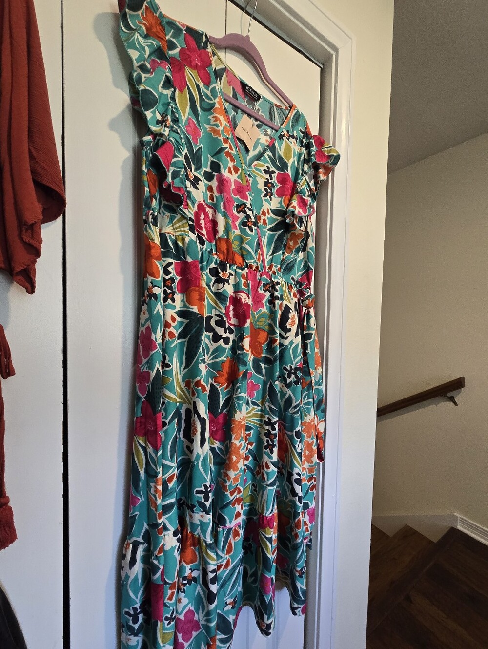 BloomChic Floral Wrap Midi Dress with Ruffle Cap Sleeves NWT Size 18/20 - Picture 7 of 7